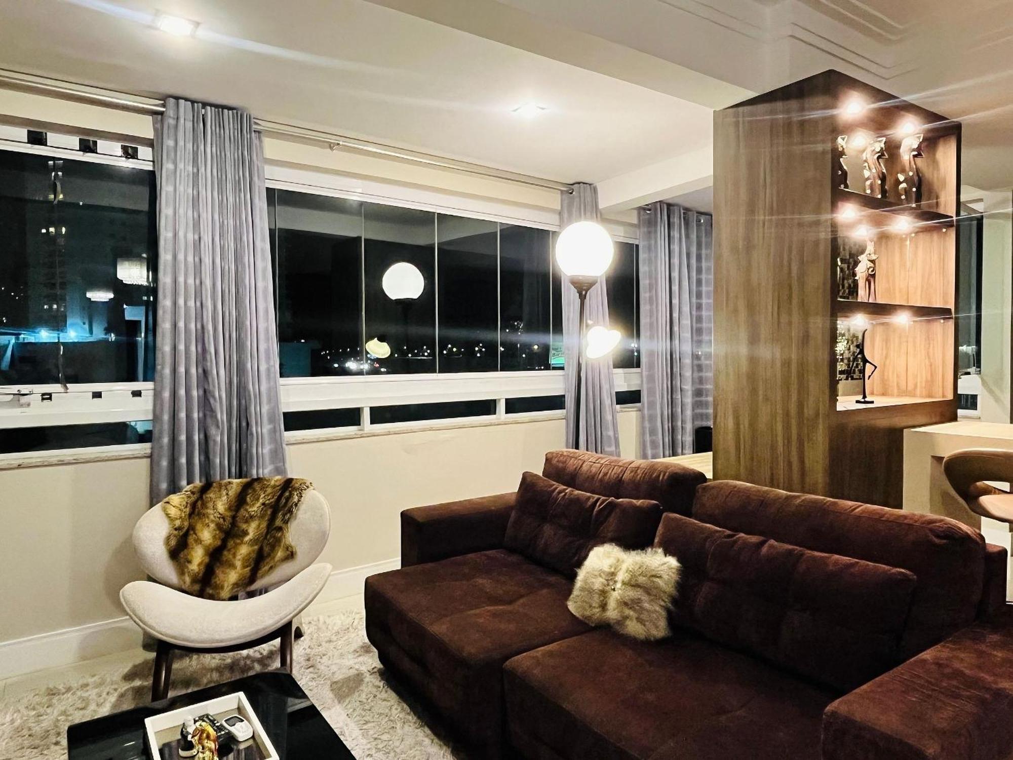 2q Belleville Decorado Completo Com Churrasqueira Balneario Camboriu